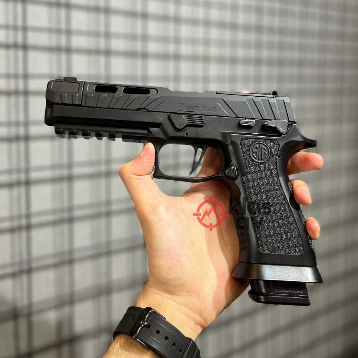 Sig Sauer P320 Spectre Comp Black Blowback Pellet Havalı Tabanca