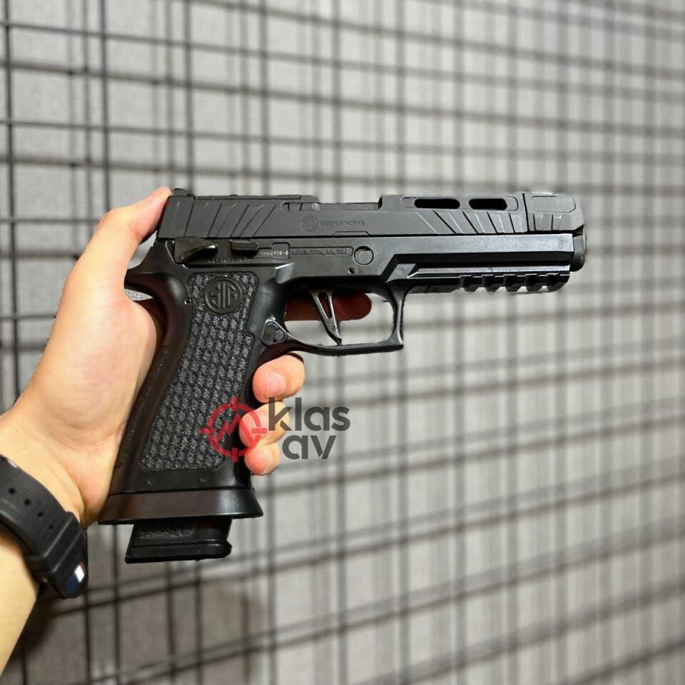 Sig Sauer P320 Spectre Comp Black Blowback Pellet Havalı Tabanca
